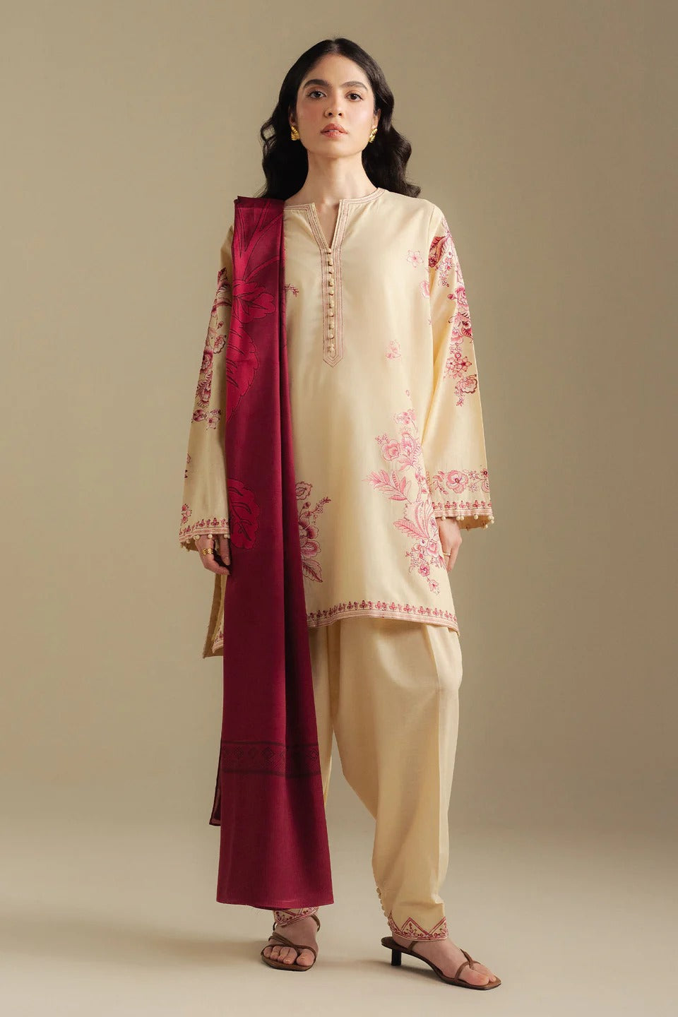 Zawiya Embroidered 3pc front view