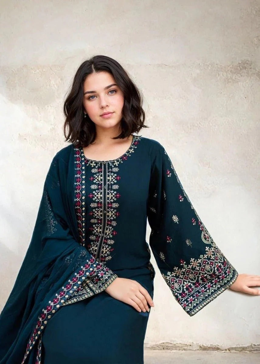 Aadab Embroidered 3pcs teal sleeve embroidery detail