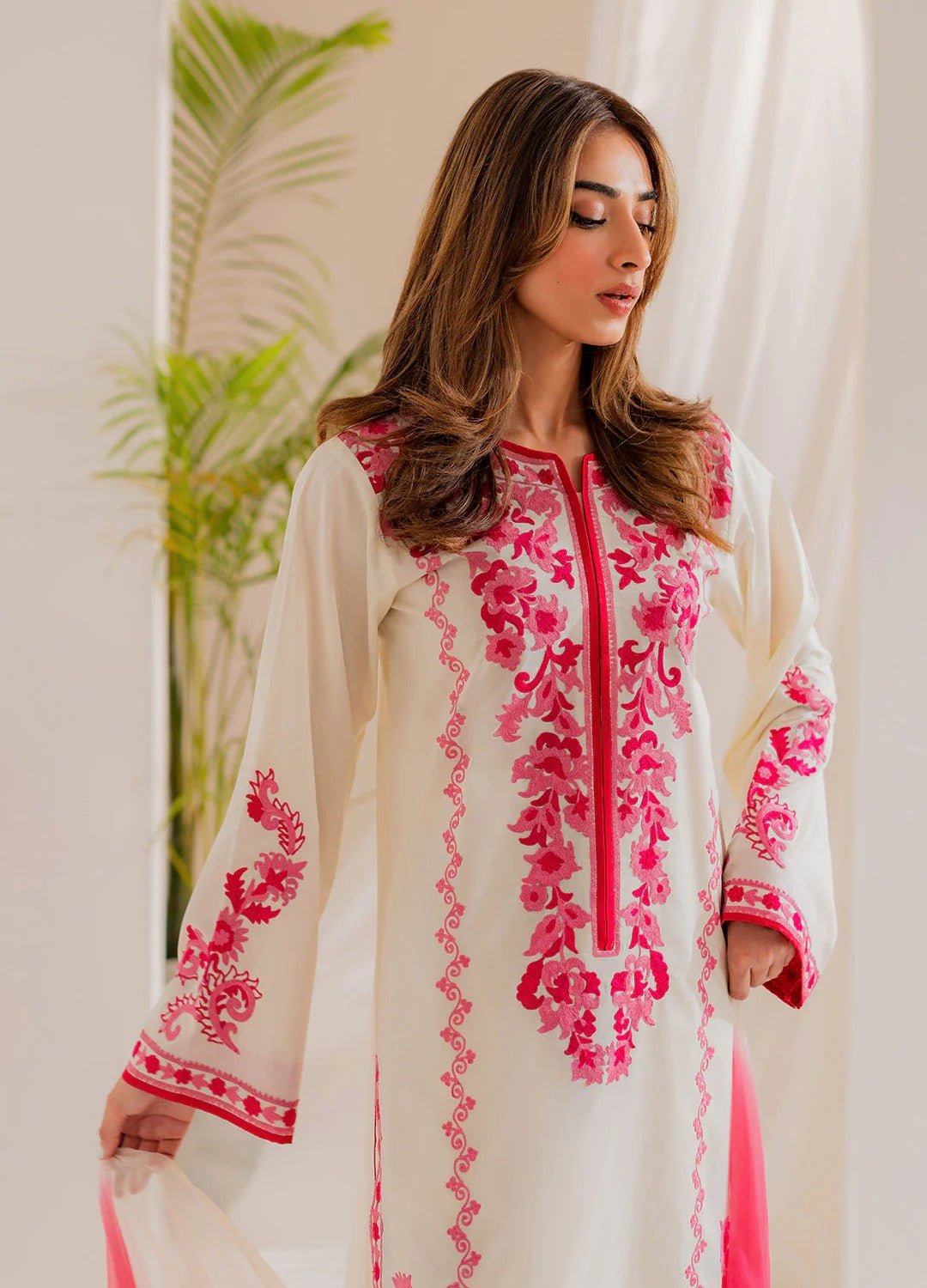 Selina Pink Embroidered Lawn 3PC