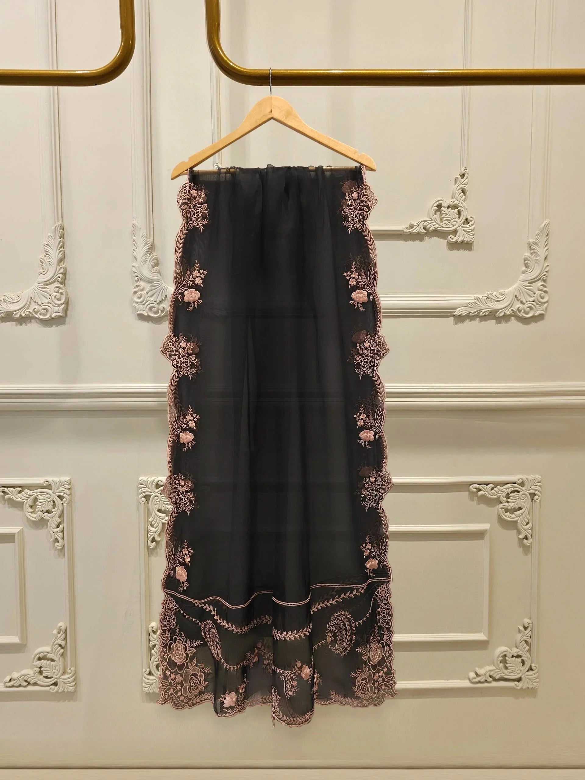 Ravelle Embroidered Lawn